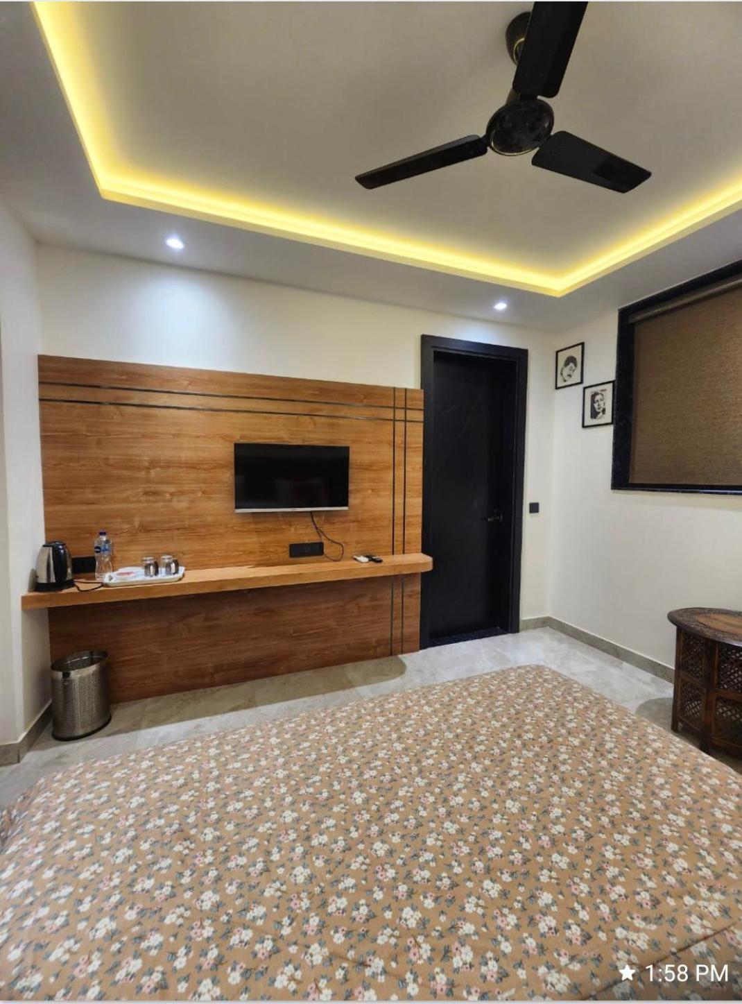 Khas Mahal Homestay آغْرا المظهر الخارجي الصورة